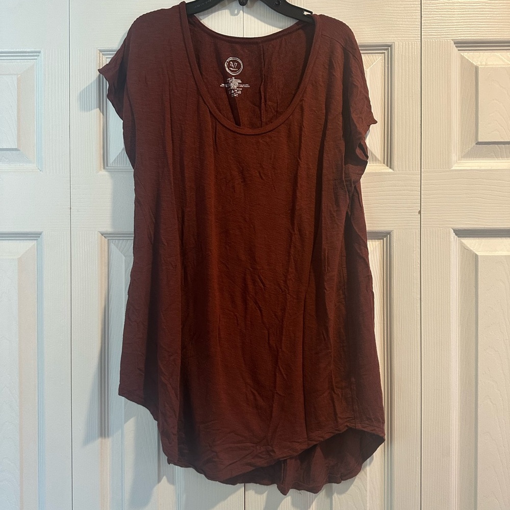 24/7 Maurice’s Burgundy Shirt